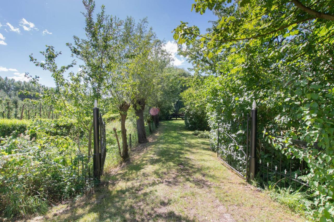 Landelijk Gelegen Familieboerderij Villa Oudelande Esterno foto